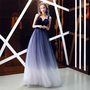 Elegant Kongeblå Gradient Farge Suede Selskapskjoler 2019 Prinsesse Skuldre Uten Ermer Sash Lange Buste Ryggløse Formelle Kjoler