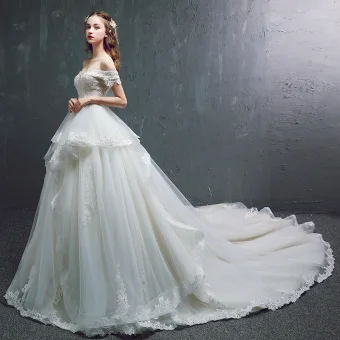Chic Belle Champagne Robe De Mariée 2019 Princesse De L 039 Épaule Manches Courtes Dos Nu Appliques En Dentelle Perlage Perle Chapel Train Volants