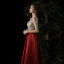 Meilleur Rouge Satin Robe De Soirée 2019 Princesse V-Cou Sans Manches Perlage Longue Volants Dos Nu Robe De Ceremonie