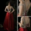 Meilleur Rouge Satin Robe De Soirée 2019 Princesse V-Cou Sans Manches Perlage Longue Volants Dos Nu Robe De Ceremonie