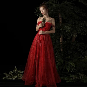 Elegante Burgunderrot Abendkleider 2019 A Linie Off Shoulder Tiefer V Ausschnitt Perlenstickerei Kurze Ärmel Glanz Tülle Lange Rüschen Rückenfreies Festliche Kleider