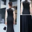 Schöne Schwarz Polyester Abendkleider 2019 A Linie Rundhalsausschnitt Ärmellos Perlenstickerei Lange Rüschen Festliche Kleider