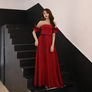 Élégant Transparentes Bordeaux Charmeuse Robe De Soirée 2019 Princesse Encolure Carrée Manches Courtes Faux Diamant Ceinture Longue Volants Dos Nu Robe De Ceremonie