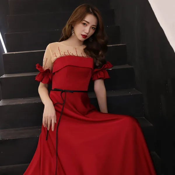 Élégant Transparentes Bordeaux Charmeuse Robe De Soirée 2019 Princesse Encolure Carrée Manches Courtes Faux Diamant Ceinture Longue Volants Dos Nu Robe De Ceremonie