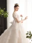 Viktorianischer Stil Vintage Champagner Brautkleider / Hochzeitskleider 2019 A Linie Eckiger Ausschnitt Geschwollenes Kurze Ärmel Rückenfreies Schleife Glanz Tülle Applikationen Spitze Perlenstickerei Kathedrale Schleppe Rüschen