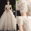 Viktorianischer Stil Vintage Champagner Brautkleider / Hochzeitskleider 2019 A Linie Eckiger Ausschnitt Geschwollenes Kurze Ärmel Rückenfreies Schleife Glanz Tülle Applikationen Spitze Perlenstickerei Kathedrale Schleppe Rüschen