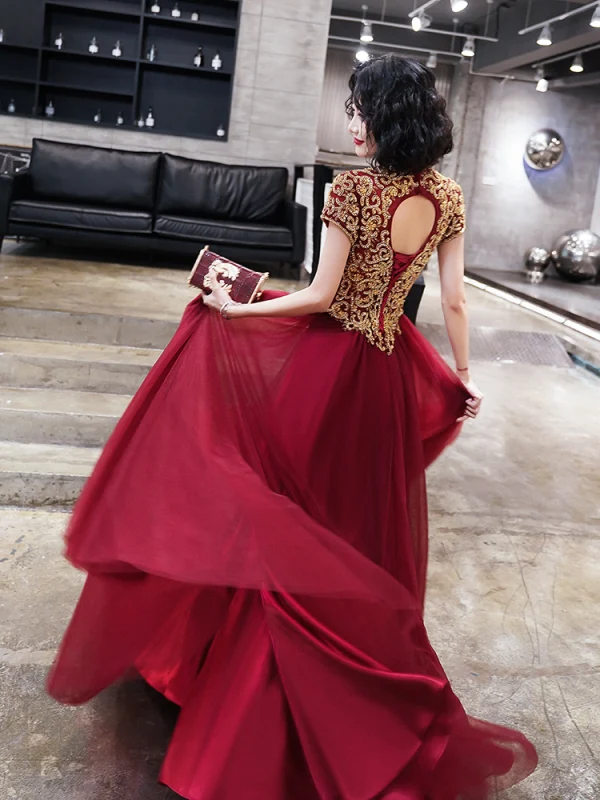 Vintage / Retro Burgundy See-through Evening Dresses  2019 A-Line / Princess High Neck Short Sleeve Beading Floor-Length / Long Ruffle Backless Formal Dresses