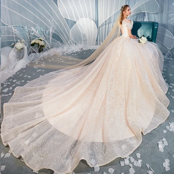 Chic / Beautiful Champagne Wedding Dresses 2019 Ball Gown Scoop Neck Amazing / Unique Short Sleeve Backless Glitter Tulle Cathedral Train Ruffle