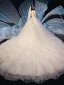 Chic / Belle Champagne Robe De Mariée 2019 Robe Boule Bretelles Spaghetti Sans Manches Dos Nu Glitter Appliques En Dentelle Perlage Cathedral Train Volants