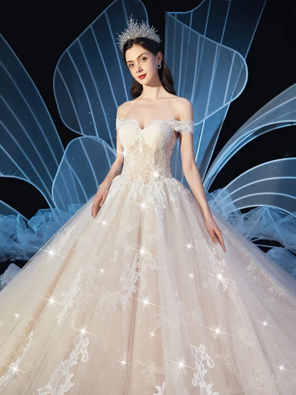 Chic / Belle Champagne Robe De Mariée 2019 Robe Boule De l'épaule Manches Courtes Dos Nu Glitter Tulle Appliques En Dentelle Cathedral Train Volants
