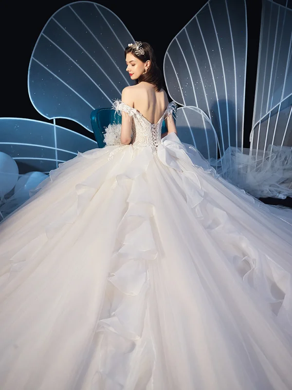Elegant Champagne Wedding Dresses 2019 Ball Gown Off-The-Shoulder Feather Short Sleeve Backless Beading Appliques Lace Cathedral Train Ruffle