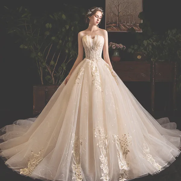 Chic / Beautiful Champagne Wedding Dresses 2019 A-Line / Princess Sweetheart Sleeveless Backless Glitter Tulle Appliques Lace Sequins Beading Chapel Train Ruffle