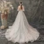 Leichtes Durchsichtige Champagner Garten / Im Freien Brautkleider / Hochzeitskleider 2019 A Linie Stehkragen Geschwollenes 3/4 Ärmel Rückenfreies Applikationen Spitze Hof-Schleppe Rüschen
