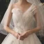 Fine Champagne Brudekjoler 2019 Prinsesse Fantastiske / Unike Kjæreste Uten Ermer Ryggløse Beading Chapel Train Buste