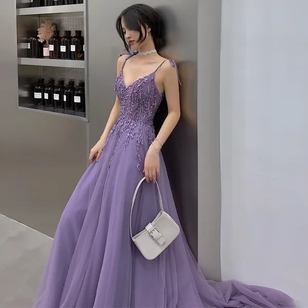 Affordable Lavender Evening Dresses  2019 A-Line / Princess V-Neck Sleeveless Appliques Lace Sweep Train Ruffle Backless Formal Dresses