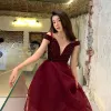 Elegant Burgundy Evening Dresses  2019 A-Line / Princess V-Neck Short Sleeve Beading Sweep Train Cascading Ruffles Backless Formal Dresses