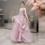 Illusion Rosa Abendkleider 2019 A Linie Tiefer V-Ausschnitt Ärmellos Perle Strass Perlenstickerei Lange Fallende Rüsche Rückenfreies Festliche Kleider