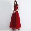 Chic / Beautiful Burgundy Evening Dresses  2019 A-Line / Princess Scoop Neck Sleeveless Beading Tassel Appliques Lace Floor-Length / Long Ruffle Backless Formal Dresses