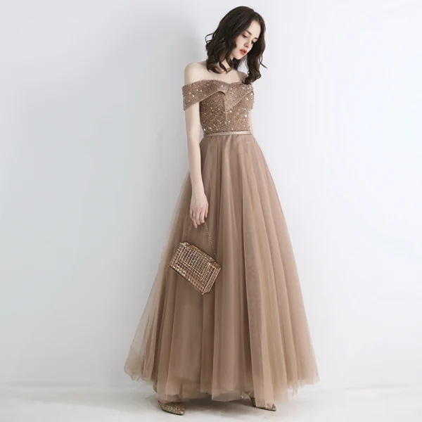 Élégant Champagne Robe De Soirée 2019 Princesse De l'épaule Manches Courtes Appliques En Dentelle Paillettes Perlage Ceinture Longue Volants Dos Nu Robe De Ceremonie