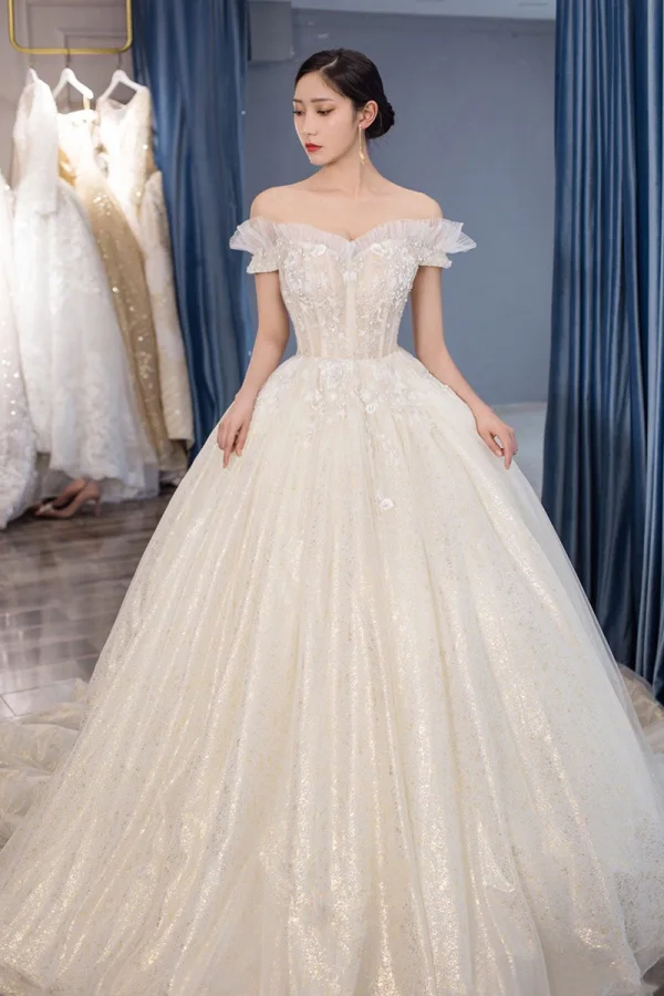 Chic / Beautiful Champagne Wedding Dresses 2019 Ball Gown Off-The-Shoulder Short Sleeve Backless Glitter Tulle Appliques Lace Beading Pearl Chapel Train Ruffle