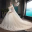 Erschwinglich Champagner Brautkleider / Hochzeitskleider 2019 A Linie Herz-Ausschnitt Ärmellos Rückenfreies Applikationen Spitze Perle Perlenstickerei Glanz Pailletten Tülle Kapelle-Schleppe Rüschen