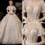 Vintage / Originale Champagne Robe De Mariée 2019 Princesse Transparentes Encolure Carrée Gonflée Manches Courtes Dos Nu Glitter Tulle Appliques En Dentelle Perlage Cathedral Train Volants