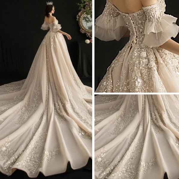 Luxury / Gorgeous Champagne Wedding Dresses 2019 A-Line / Princess Off-The-Shoulder Bell sleeves Backless Appliques Lace Sequins Beading Tassel Cathedral Train Ruffle