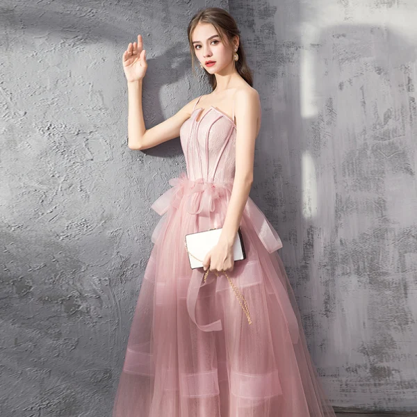 Schöne Pearl Rosa Abendkleider 2019 A Linie Spaghettiträger Ärmellos Perlenstickerei Schleife Lange Rüschen Rückenfreies Festliche Kleider