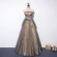 Elegante Grijs Goud Doorzichtige Galajurken 2019 A lijn Strapless Mouwloos Appliques Bloem Kralen Glans Tule Lange Ruche Ruglooze Gelegenheid Jurken