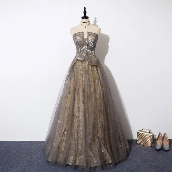 Luxury / Gorgeous Grey Gold See-through Evening Dresses  2019 A-Line / Princess Amazing / Unique Strapless Sleeveless Appliques Flower Beading Glitter Tulle Floor-Length / Long Ruffle Backless Formal Dresses