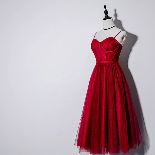 Chic / Beautiful Burgundy Homecoming Graduation Dresses 2019 A-Line / Princess Spaghetti Straps Sleeveless Sash Glitter Tulle Tea-length Ruffle Backless Formal Dresses