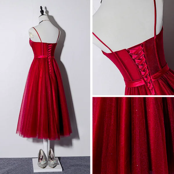 Chic / Beautiful Burgundy Homecoming Graduation Dresses 2019 A-Line / Princess Spaghetti Straps Sleeveless Sash Glitter Tulle Tea-length Ruffle Backless Formal Dresses
