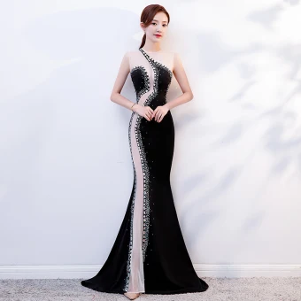 Sexy Noire Transparentes Robe De Soirée 2019 Trompette Sirène Encolure Dégagée Sans Manches Perlage Faux Diamant Train De Balayage Robe De Ceremonie