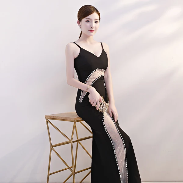Sexy Noire Transparentes Robe De Soirée 2019 Trompette / Sirène Bretelles Spaghetti Sans Manches Faux Diamant Longue Dos Nu Robe De Ceremonie