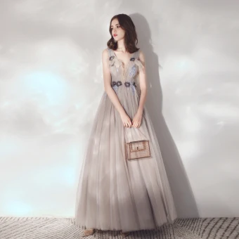Elegant Grey Evening Dresses 2019 A Line Princess Deep V Neck Sleeveless Appliques Flower Beading Floor Length Long Ruffle Backless Formal Dresses