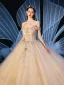 Chic / Belle Champagne Robe De Mariée 2019 Robe Boule De l'épaule Transparentes Col v profond Manches Courtes Dos Nu Appliques En Dentelle Paillettes Perlage Cathedral Train Volants