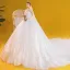 Vintage / Originale Ivoire Transparentes Robe De Mariée 2020 Robe Boule Col Haut 3/4 Manches Dos Nu Glitter Tulle Appliques En Dentelle Perlage Perle Royal Train Volants