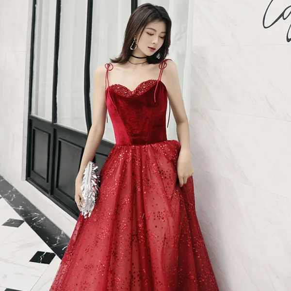 Elegant Burgundy Evening Dresses  2019 A-Line / Princess Spaghetti Straps Sleeveless Glitter Tulle Floor-Length / Long Ruffle Backless Formal Dresses