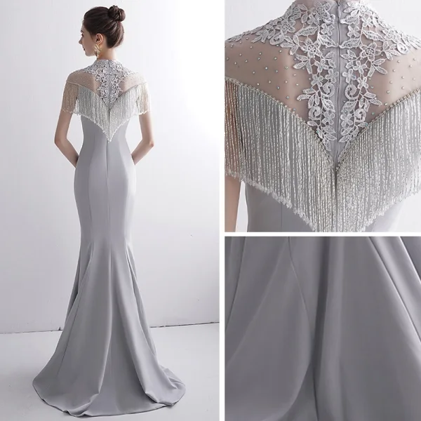 Vintage / Originale Gris Transparentes Robe De Soirée 2020 Trompette / Sirène Col Haut Sans Manches Appliques En Dentelle Faux Diamant Perlage Gland Train De Balayage Volants Robe De Ceremonie
