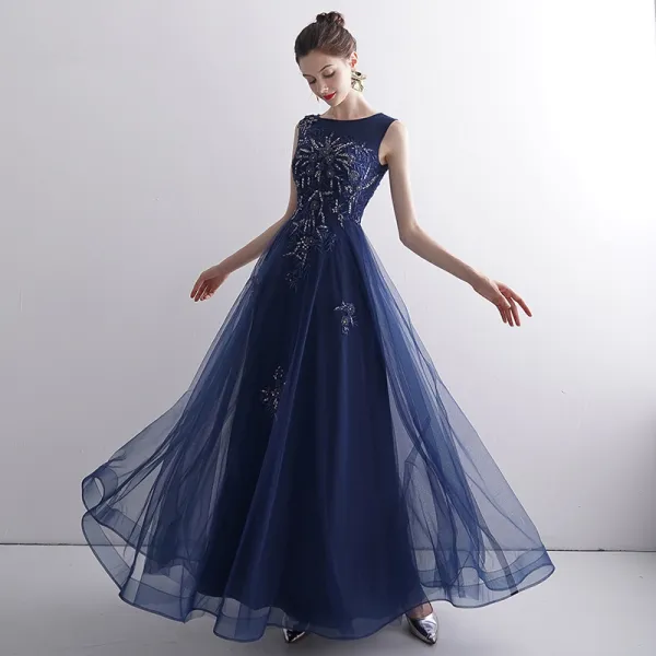 Elegant Navy Blue Evening Dresses  2020 A-Line / Princess Scoop Neck Sleeveless Appliques Lace Beading Floor-Length / Long Ruffle Formal Dresses