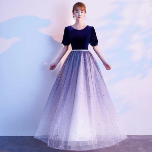 Rimelig Gradient Farge Kongeblå Suede Selskapskjoler 2020 Prinsesse Scoop Halsen Puffy Korte Ermer Rhinestone Sash Glitter Tyll Lange Buste Formelle Kjoler