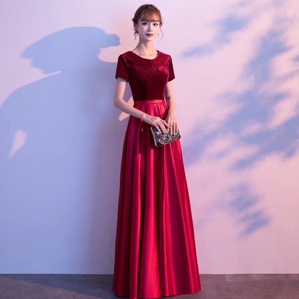 Affordable Burgundy Satin Evening Dresses  2020 A-Line / Princess Scoop Neck Short Sleeve Sash Floor-Length / Long Ruffle Suede Formal Dresses