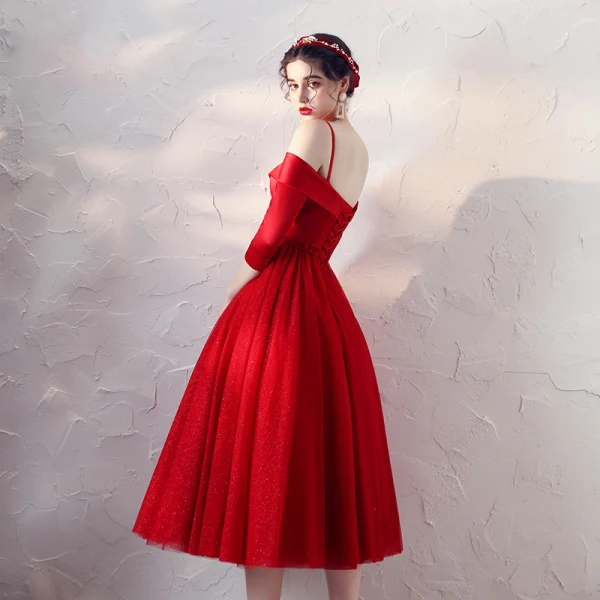 Chic / Belle Rouge Satin Robe De Bal 2020 Princesse Bretelles Spaghetti De l'épaule 3/4 Manches Perlage Ceinture Glitter Tulle Courte Volants Dos Nu Robe De Ceremonie
