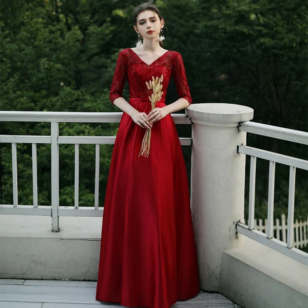 Affordable Brown Satin Bridesmaid Dresses 2020 A-Line / Princess V-Neck 1/2 Sleeves Appliques Lace Bow Sash Floor-Length / Long Ruffle Backless Wedding Party Dresses