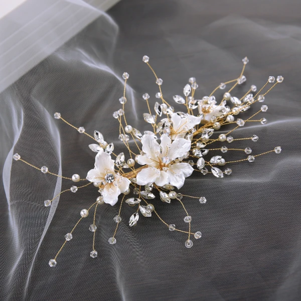 Schöne Gold Brautschmuck 2019 Metall Strass Perle Kristall Blumen Kopfschmuck Quaste Ohrringe Hochzeit Brautaccessoires