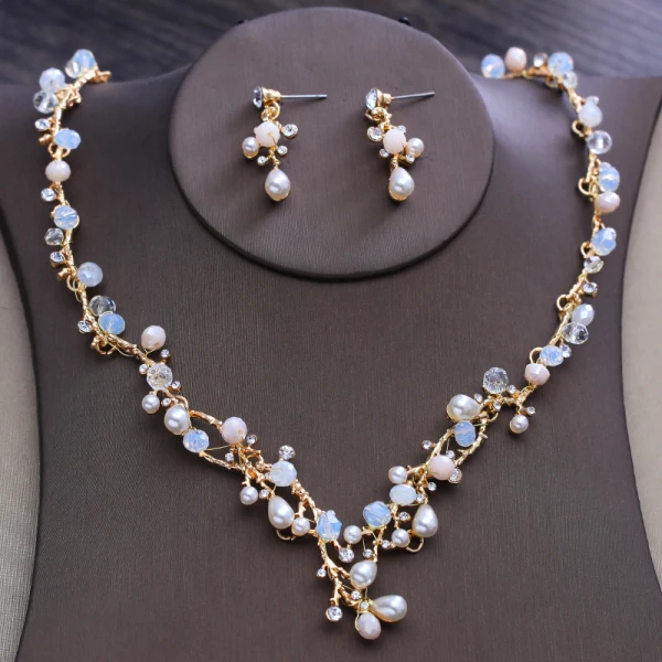 Fine Gull Tiara Øredobber Halskjede 2019 Metall Beading Perle Rhinestone Brudesmykker Bryllup Tilbehør
