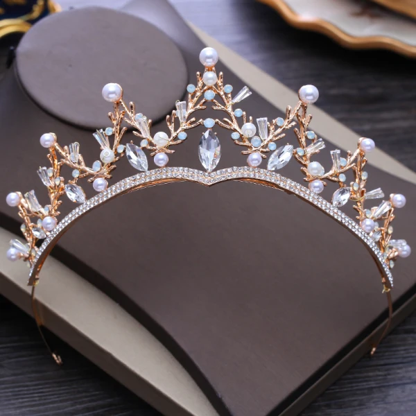 Fine Gull Tiara Øredobber Halskjede 2019 Metall Beading Perle Rhinestone Brudesmykker Bryllup Tilbehør