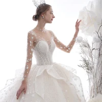 Oszałamiający Kość Słoniowa Przezroczyste Gwiazda Suknie Ślubne 2020 Suknia Balowa Wysokiej Szyi Długie Rękawy Bez Pleców Cekinami Tiulowe Wykonany Ręcznie Frezowanie Trenem Katedra Wzburzyć