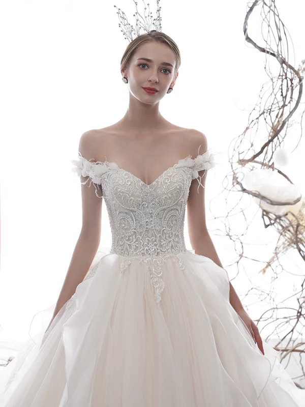 Luxury / Gorgeous Champagne Wedding Dresses 2020 Ball Gown Off-The-Shoulder Short Sleeve Backless Appliques Flower Feather Beading Cathedral Train Ruffle