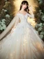 Chic / Belle Champagne Transparentes Robe De Mariée 2020 Robe Boule Encolure Dégagée 3/4 Manches Dos Nu Glitter Organza Appliques En Dentelle Perlage Cathedral Train Volants